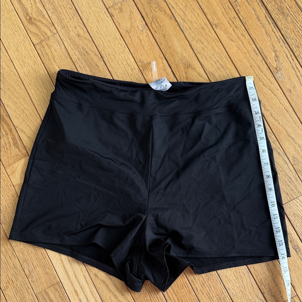 Lands' End Women's Classic Black Swim Shorts - Picture 4 of 6